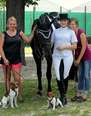 Turnier Cannstatt klein Sarah, Thesi und Isa